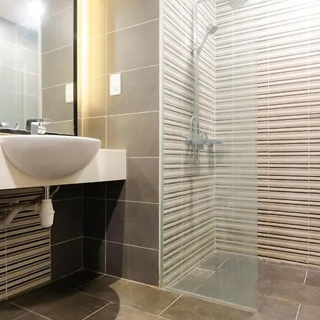 Lux 3Br Suite Puteri Harbour Near Legoland & Hello Kitty Nusajaya  Exterior photo