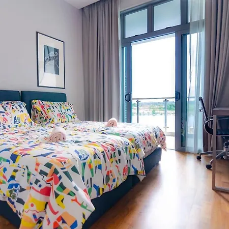 Lux 3Br Suite Puteri Harbour Near Legoland & Hello Kitty Nusajaya  Exterior photo