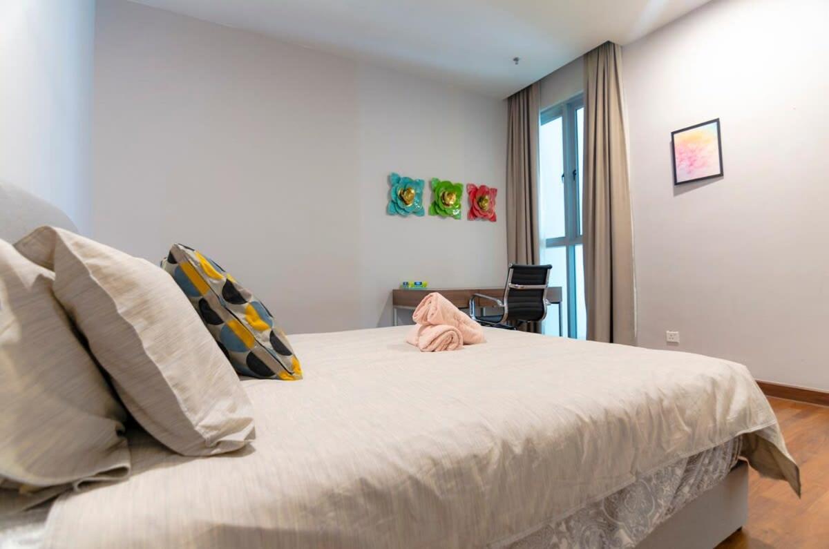 Apartment Lux 3br Puteri Harbour Near Legoland & Hello Kitty *